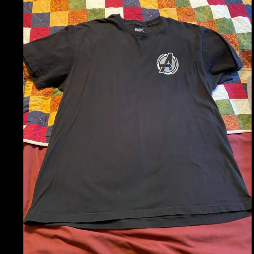 Marvel Avengers Campus Shirt Size XL